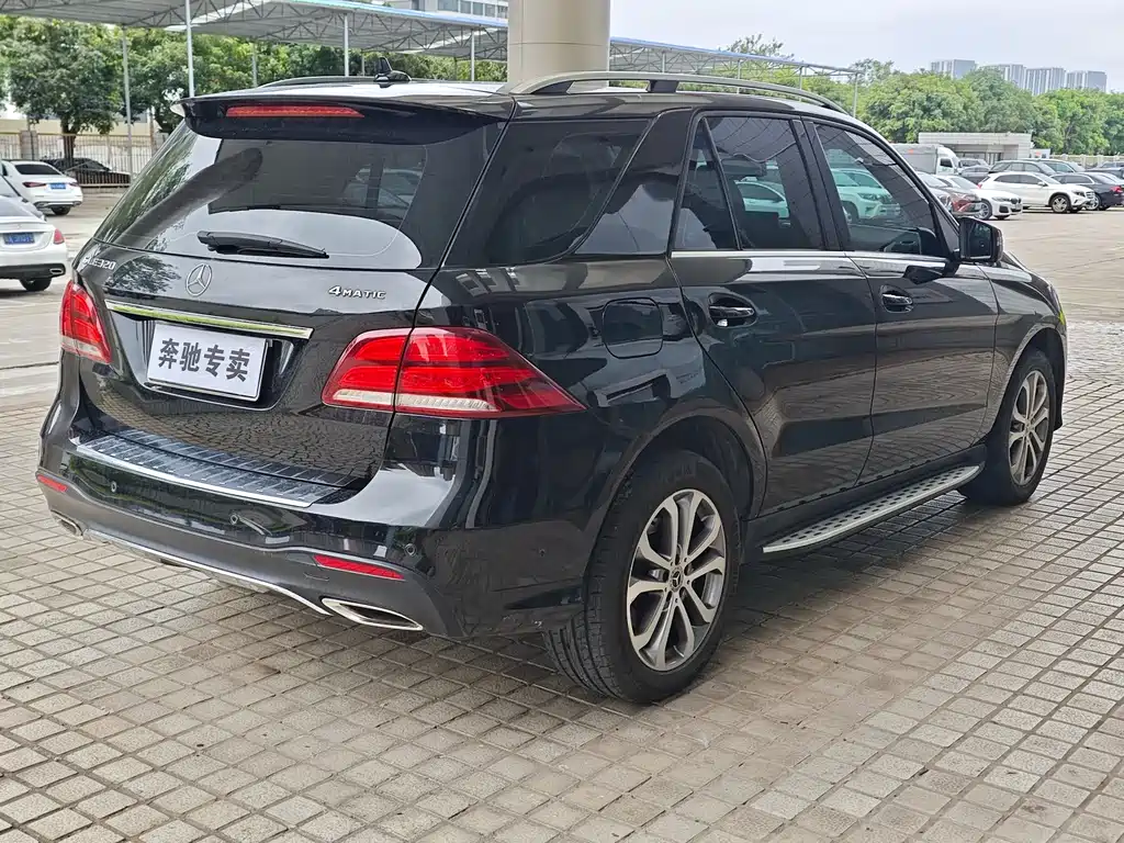 Mercedes-Benz GLE 2018 — фото 14