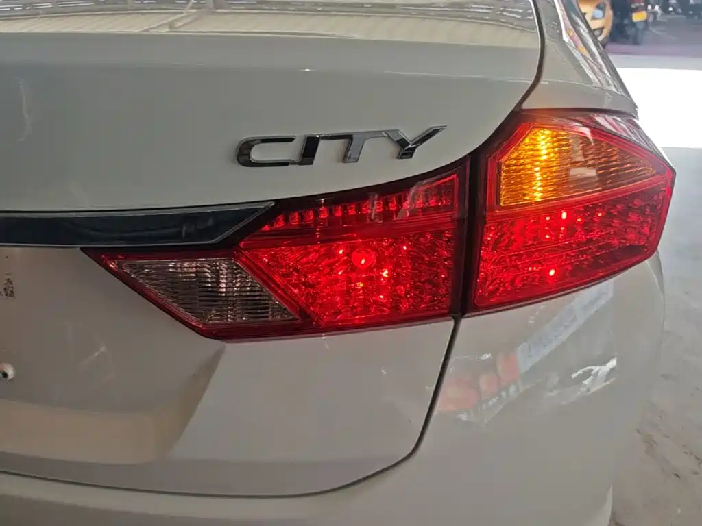 Honda City 2018 — фото 8