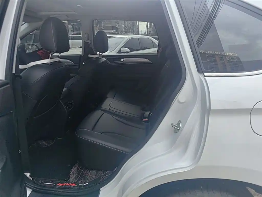 Haval M6 2023 — фото 17