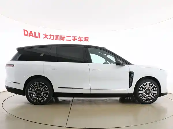 NIO ES8 2026