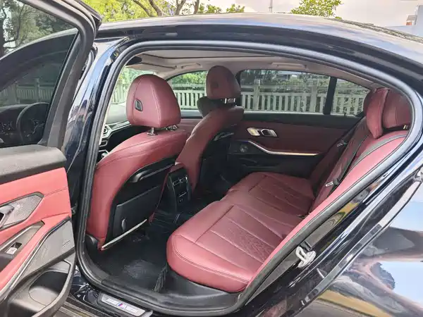 BMW 3 Series 2022
