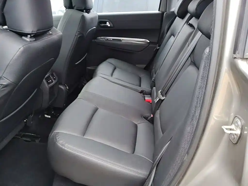 Peugeot 3008 2016 — фото 17