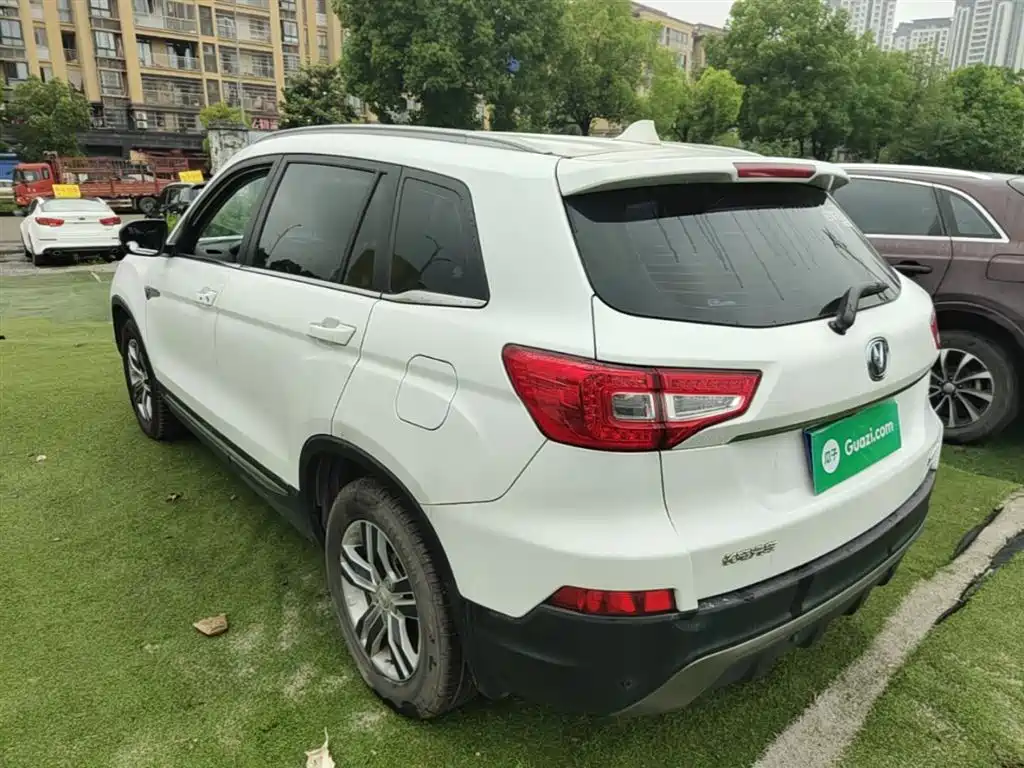 Changan CS75 2015 — фото 5