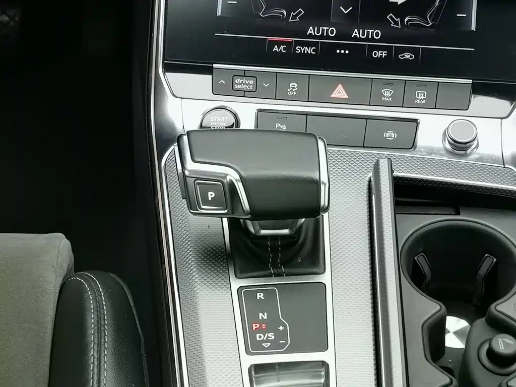 Audi A6L 2021 — фото 13
