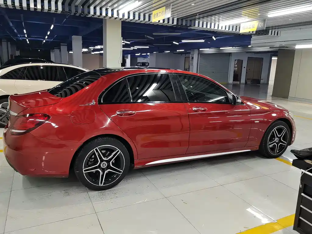 Mercedes-Benz C-Class 2021