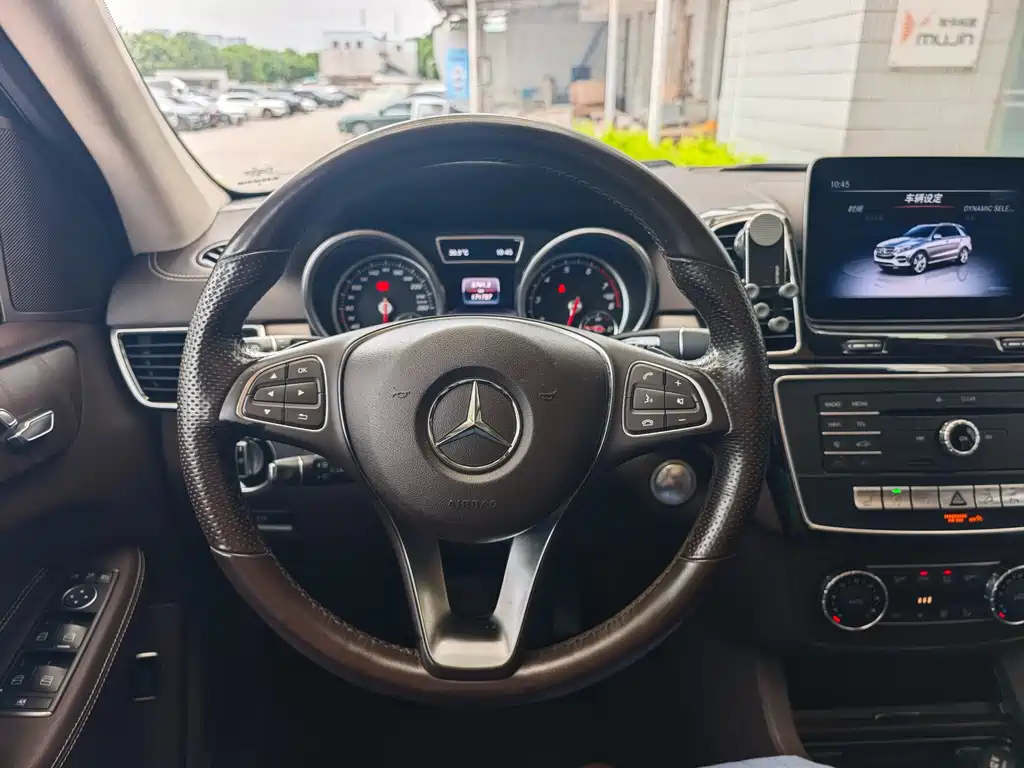 Mercedes-Benz GLE 2018 — фото 8