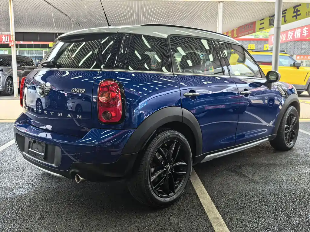 MINI Countryman 2017 — фото 12