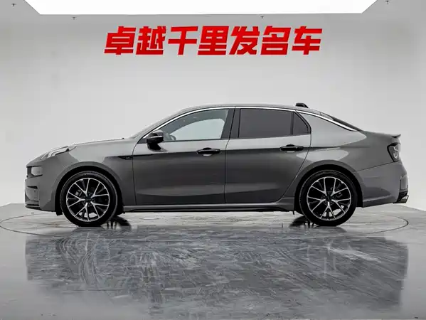 Lynk & Co 03 2021