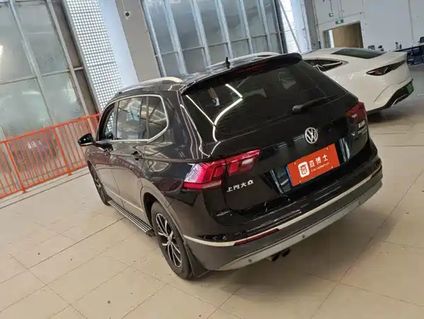 Volkswagen Tiguan L 2017