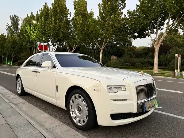 Rolls-Royce Ghost 2015