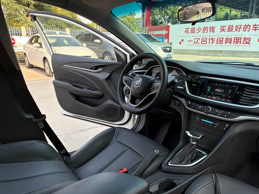 Buick Excelle GT 2015 — фото 11