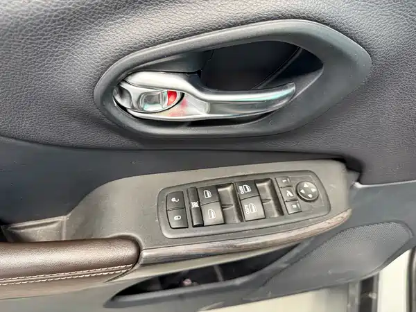 Jeep Cherokee 2020