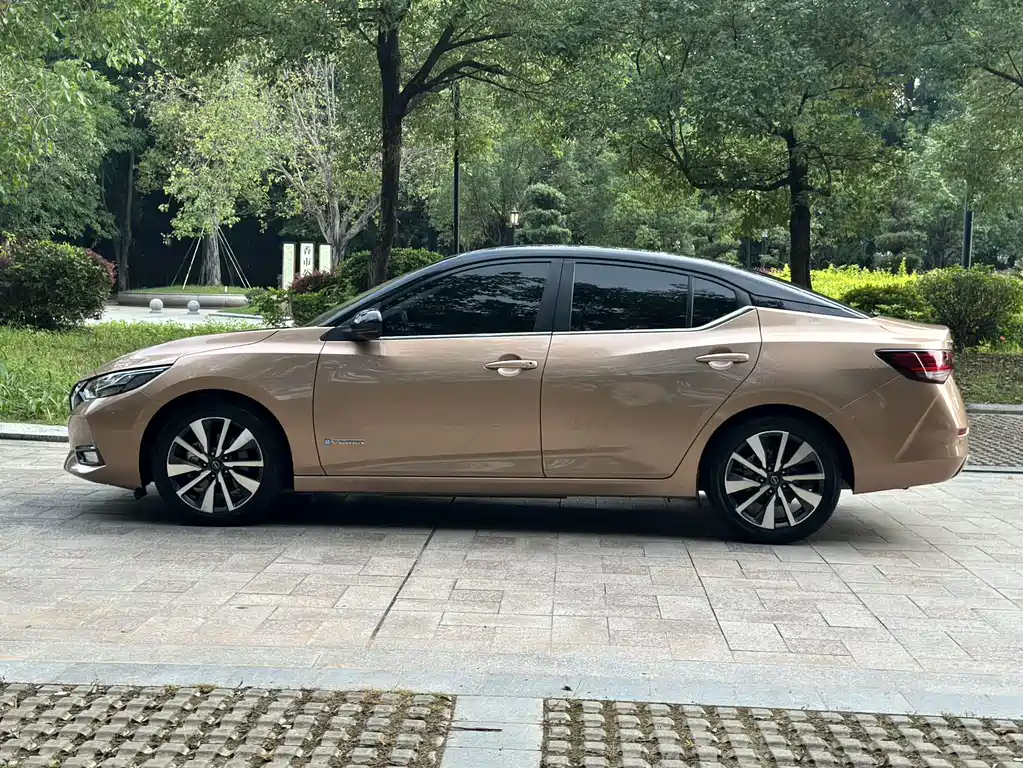 Nissan Sylphy 2022 — фото 4