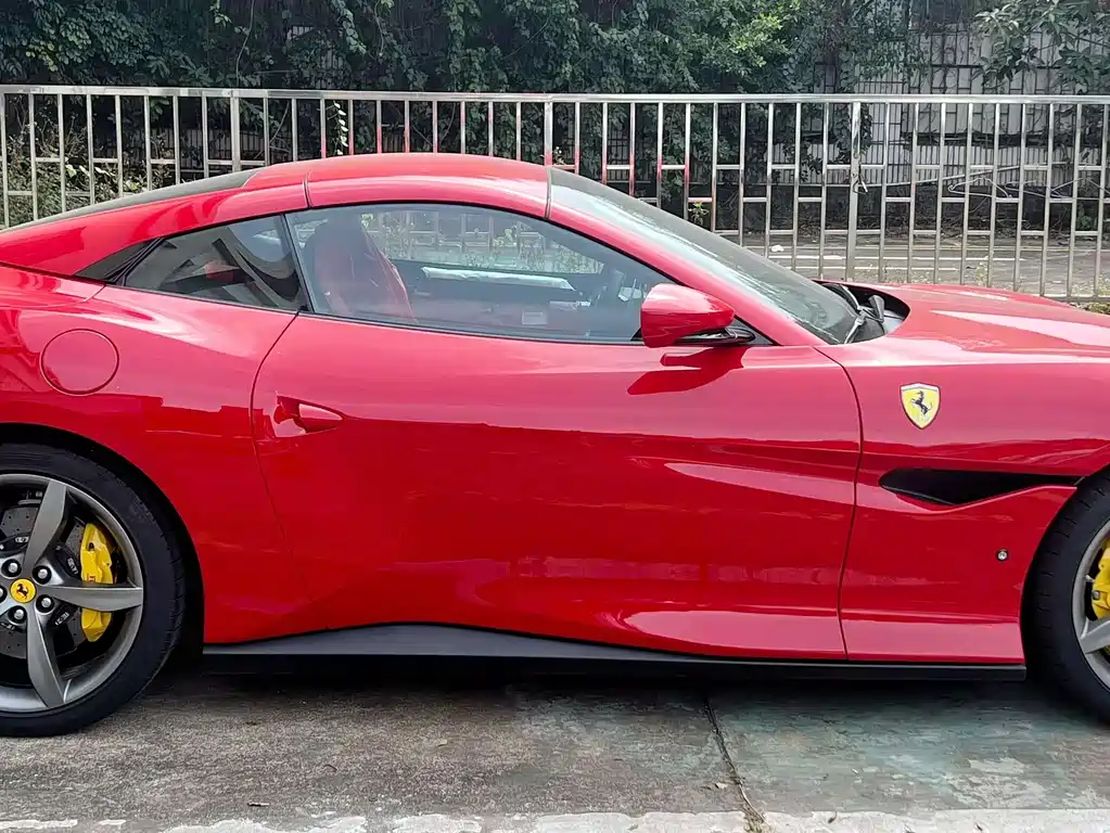 Ferrari Portofino 2019 — фото 4