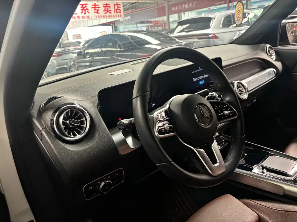 Mercedes-Benz GLB 2022 — фото 12