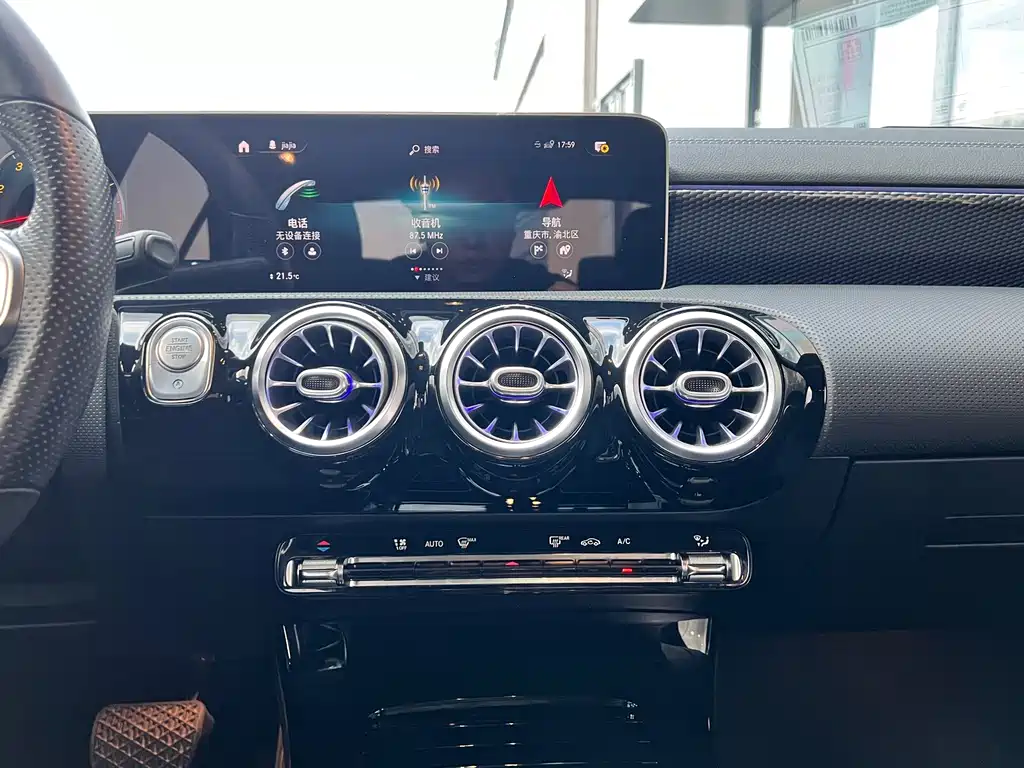 Mercedes-Benz A-Class 2019 — фото 14