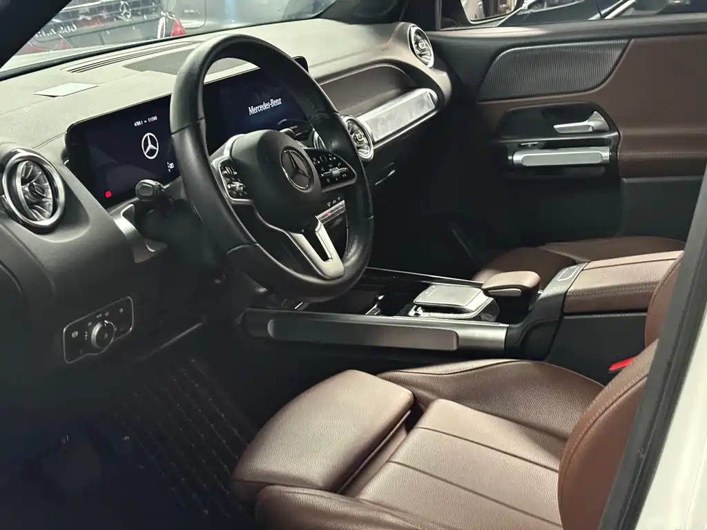Mercedes-Benz GLB 2022