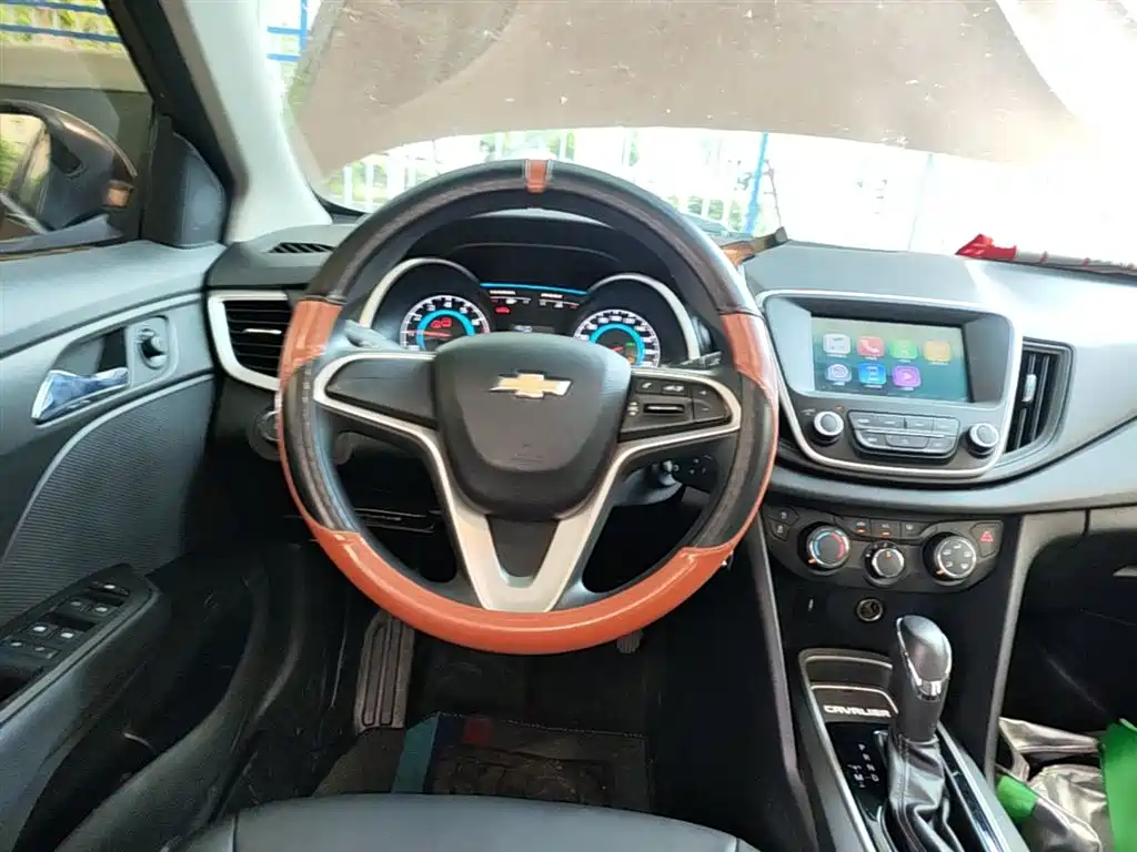 Chevrolet Cavalier 2017 — фото 11