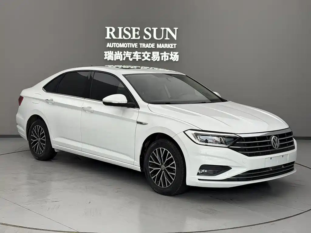 Volkswagen Sagitar 2021