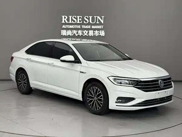 Volkswagen Sagitar 2021