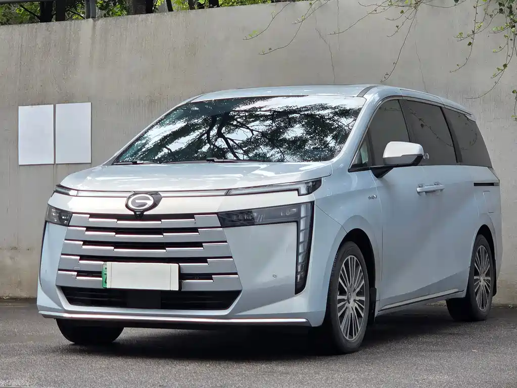 GAC Trumpchi E8 PHEV 2024 — фото 1