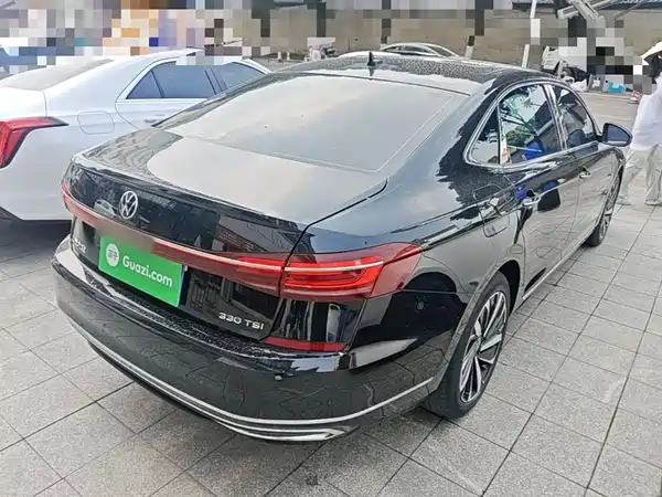 Volkswagen Passat 2022