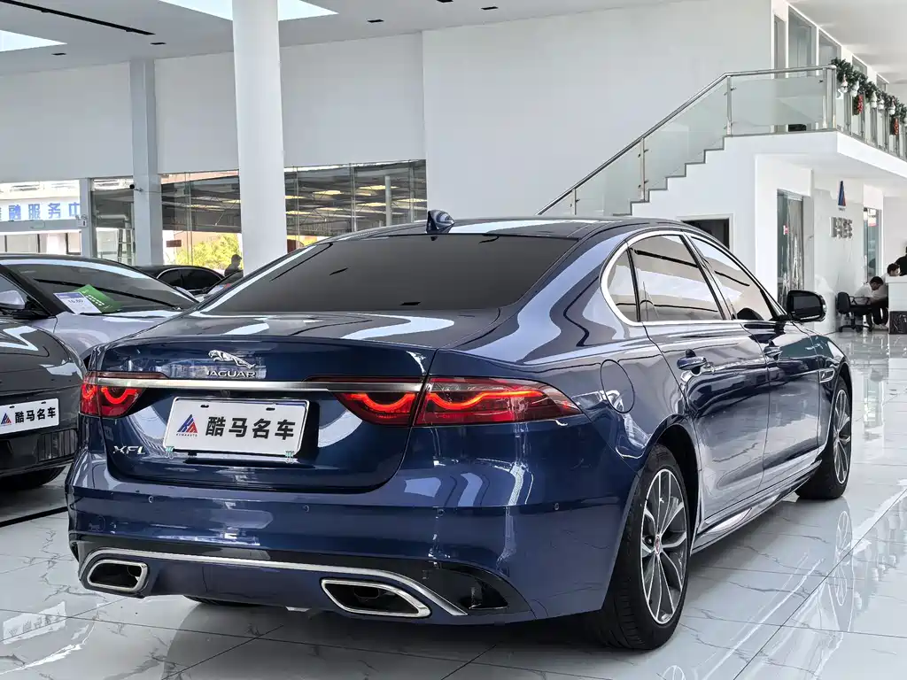 Jaguar XFL 2023 — фото 15