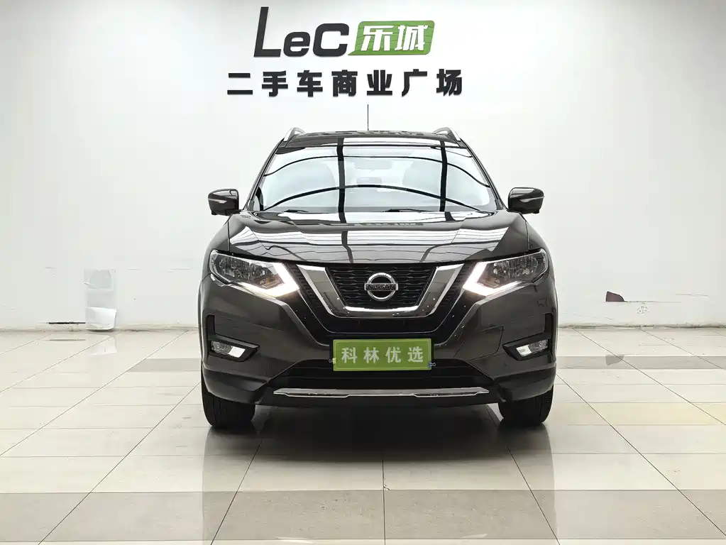 Nissan X-Trail 2018 — фото 3