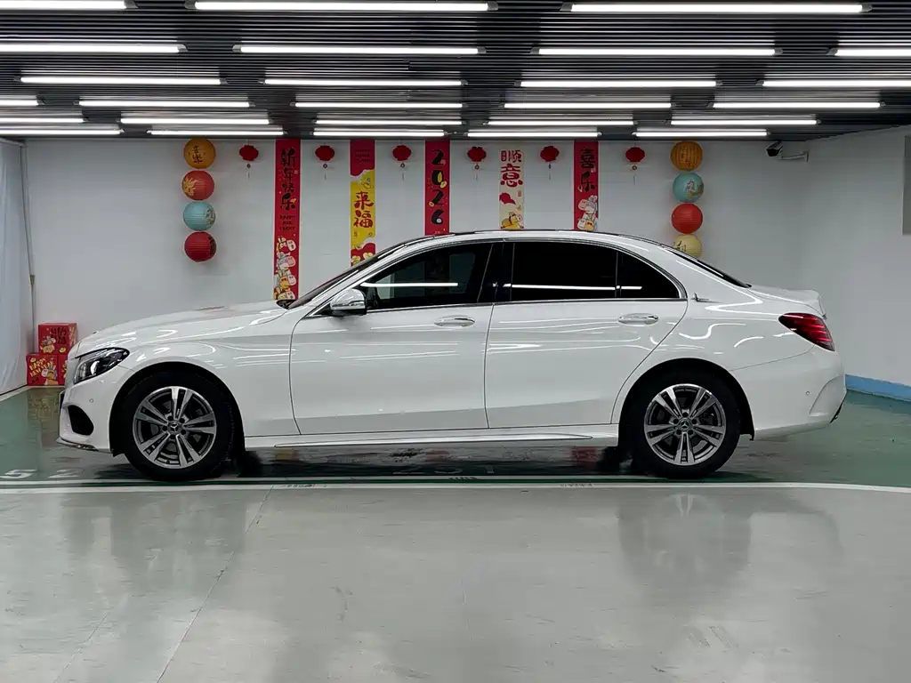 Mercedes-Benz C-Class 2018 — фото 4