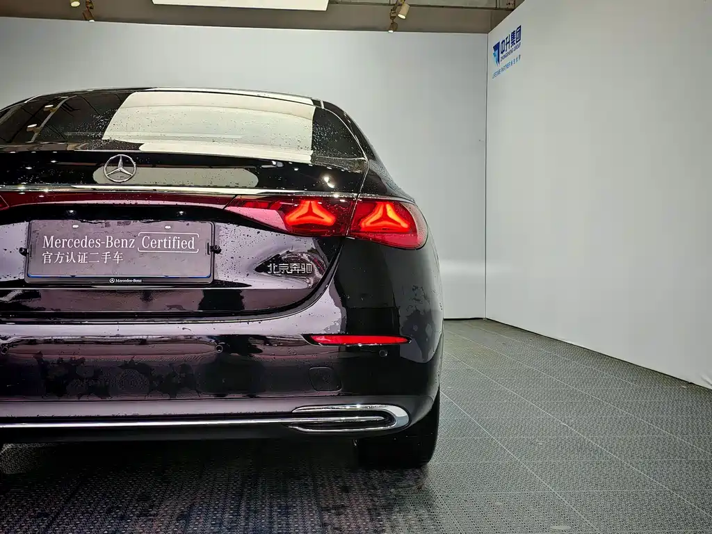 Mercedes-Benz E-Class 2025 — фото 20