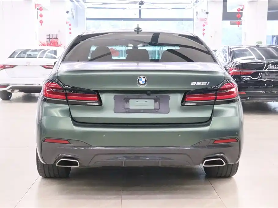 BMW 5 Series 2022
