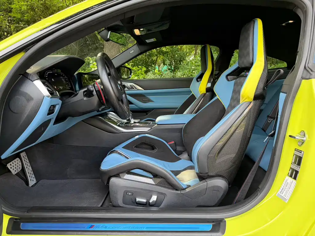 BMW M4 2022 — фото 13