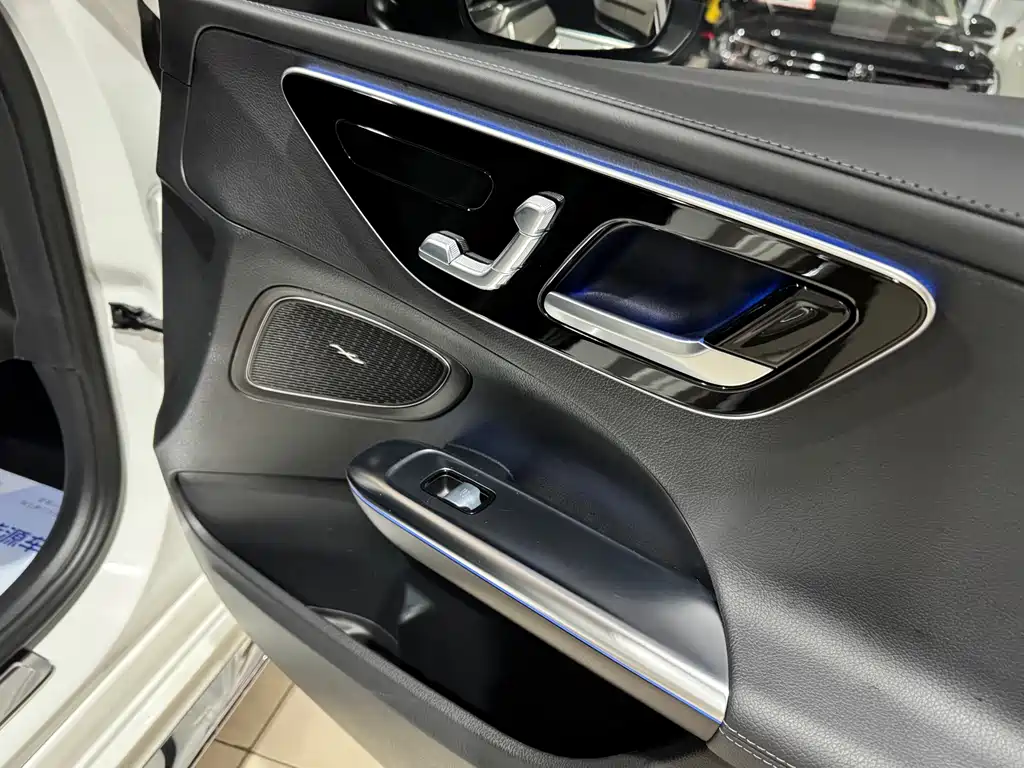 Mercedes-Benz C-Class 2022 — фото 10