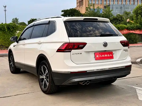 Volkswagen Tiguan L 2020