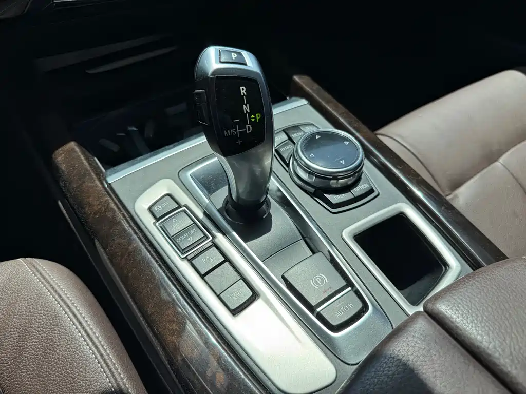 BMW X5 2015 — фото 4
