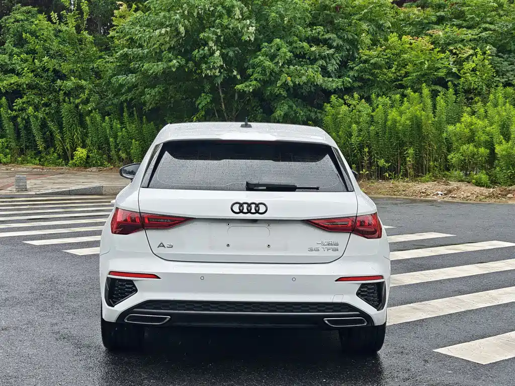 Audi A3 2023 — фото 16