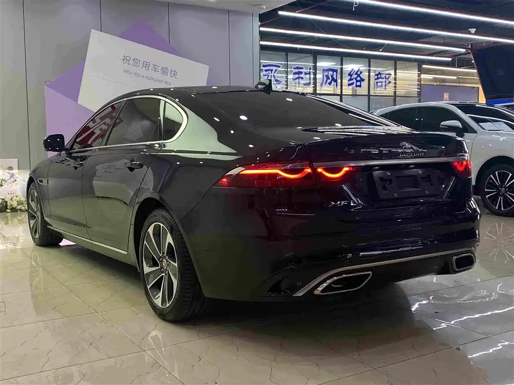 Jaguar XFL 2023 — фото 18
