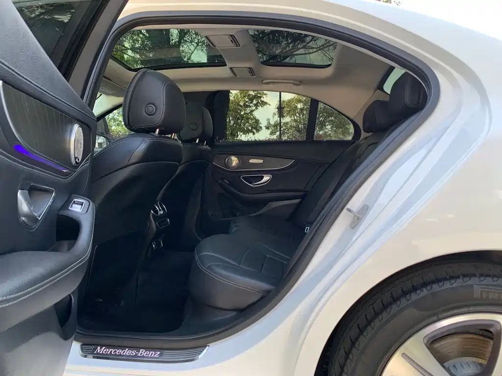 Mercedes-Benz C-Class 2020