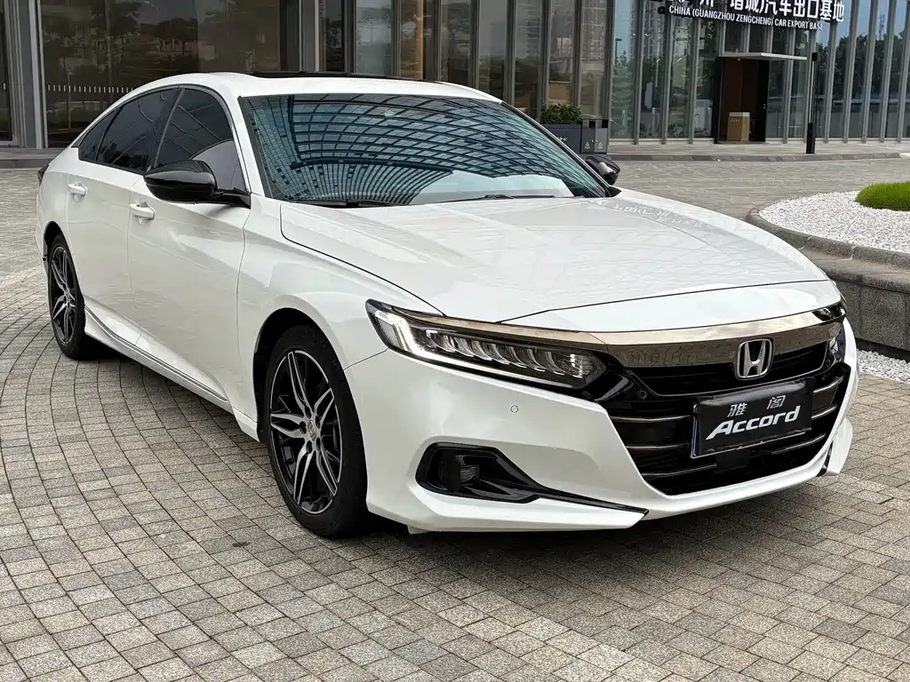 Honda Accord 2023 — фото 10