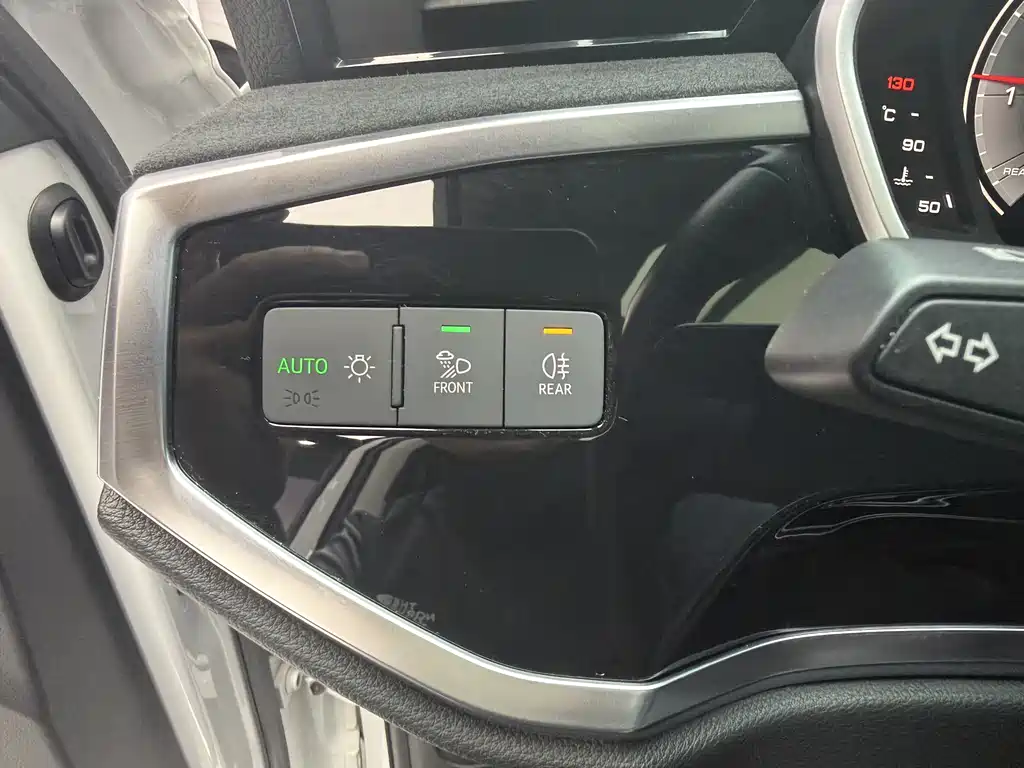Audi Q3 2022 — фото 10
