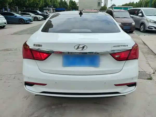 Hyundai Mistra 2017