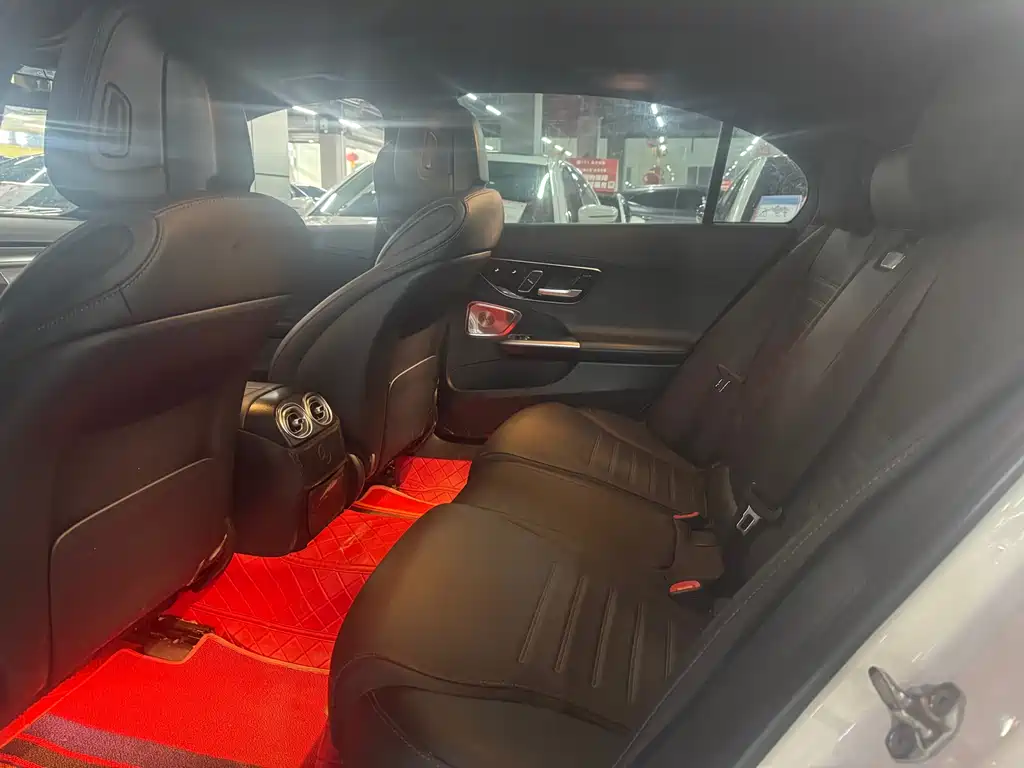Mercedes-Benz C-Class 2023