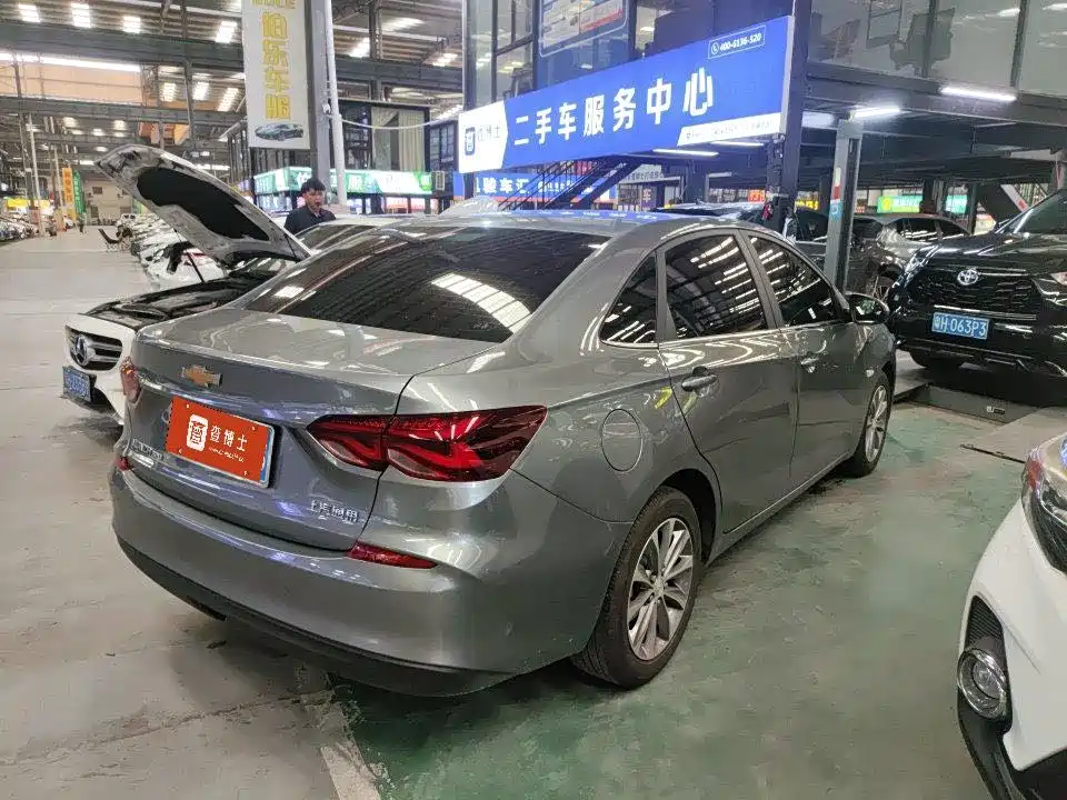 Chevrolet Cruze 2022