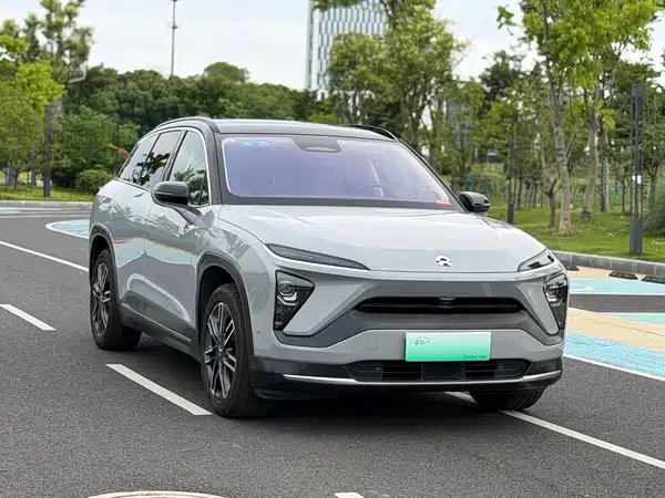 NIO ES6 2020