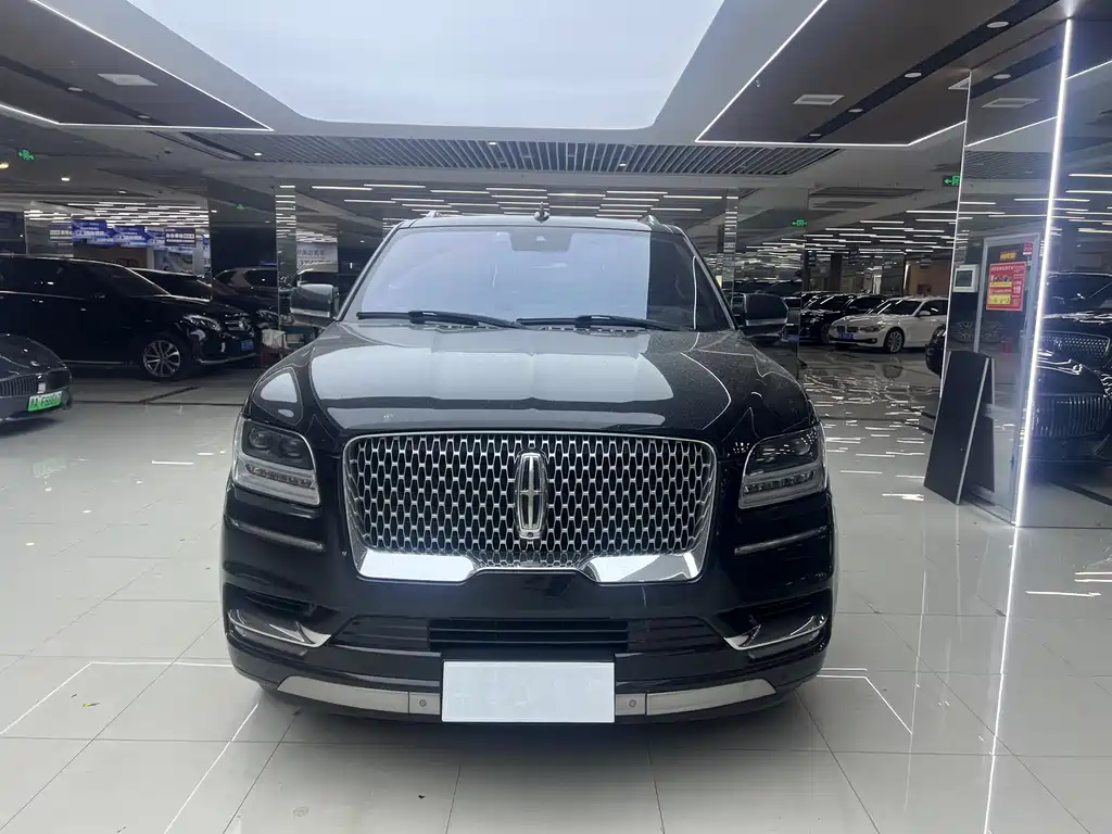 Lincoln Navigator 2019