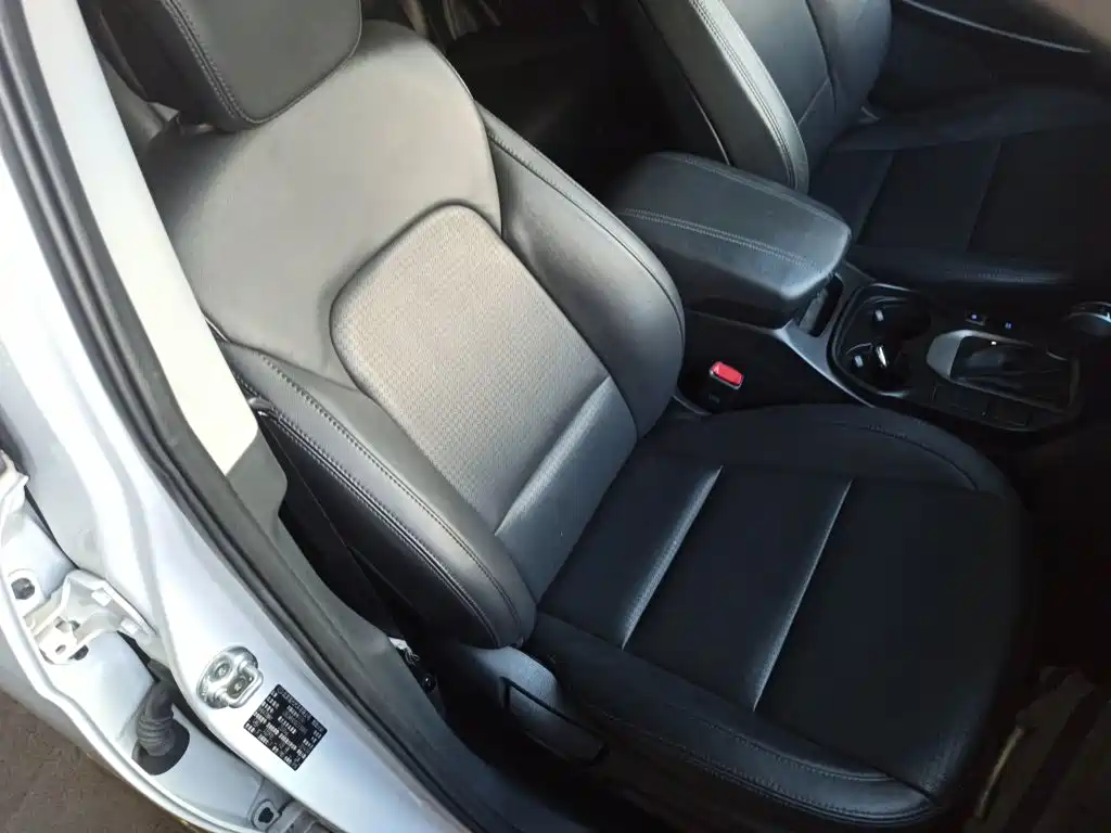 Hyundai Santa Fe 2015 — фото 19