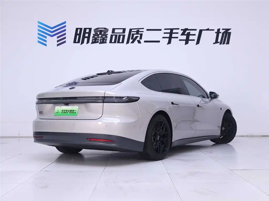 NIO ET7 2023