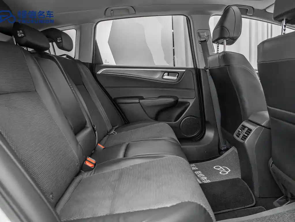 Honda Jade 2015 — фото 15
