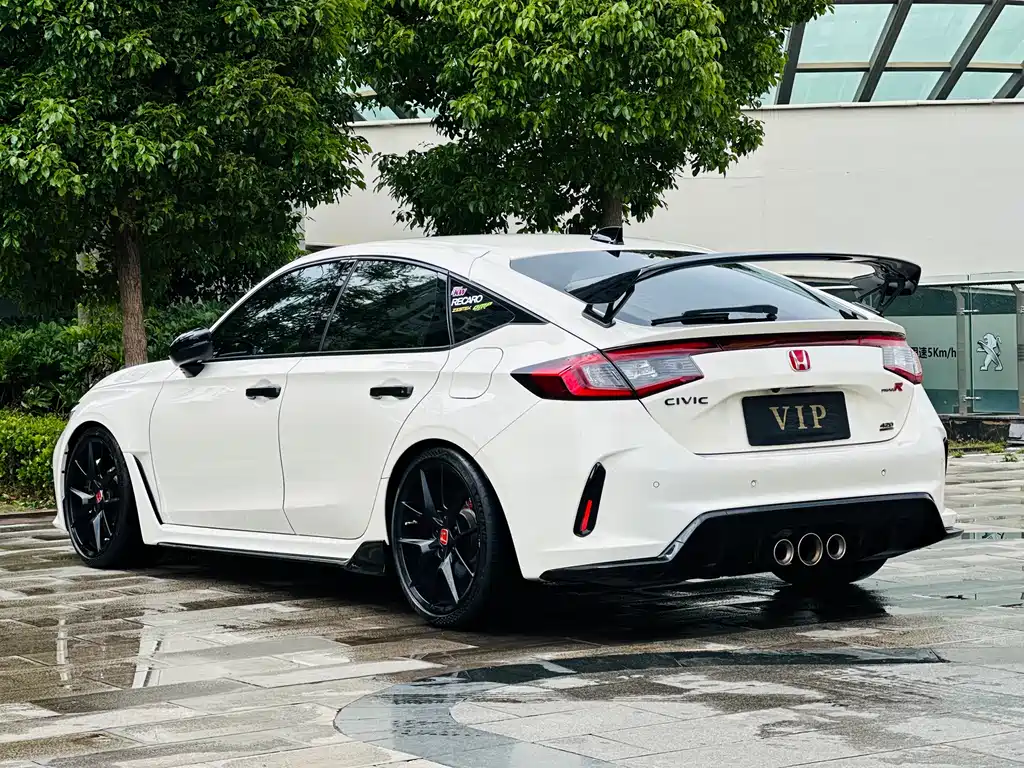 Honda Civic 2023 — фото 11