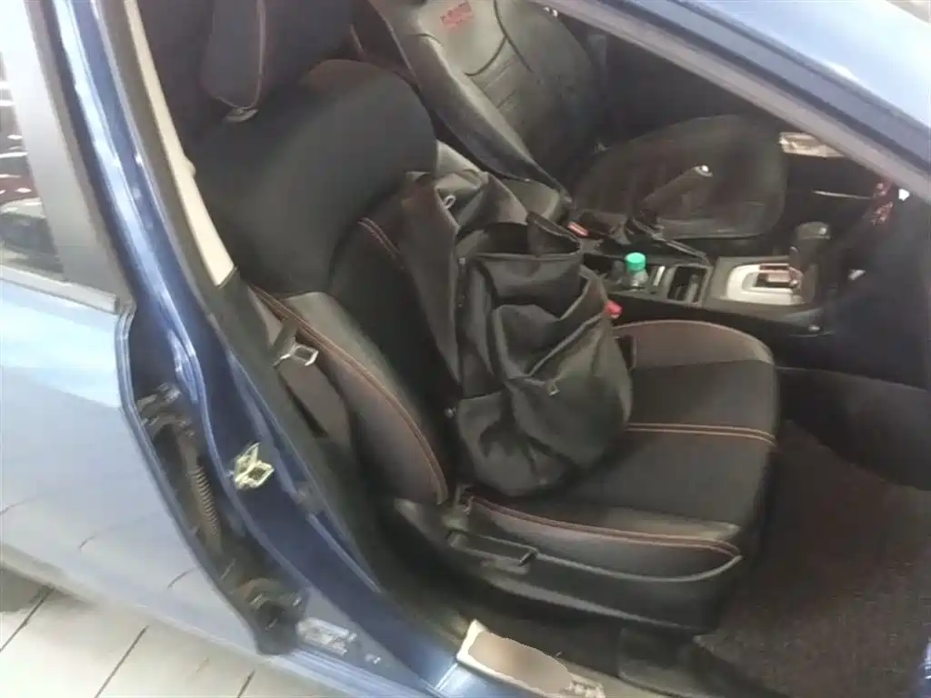 Subaru XV 2015 — фото 25